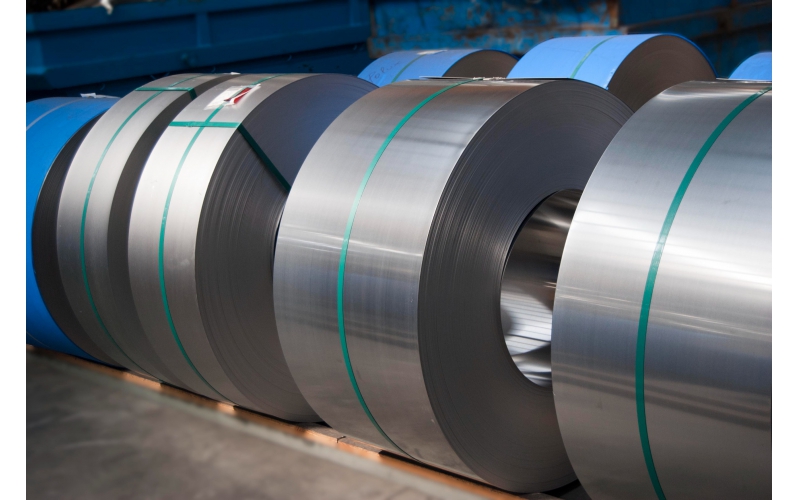 2022年不銹鋼廢碎料、鉻鐵、鎳等商品的出口關(guān)稅稅率保持不變